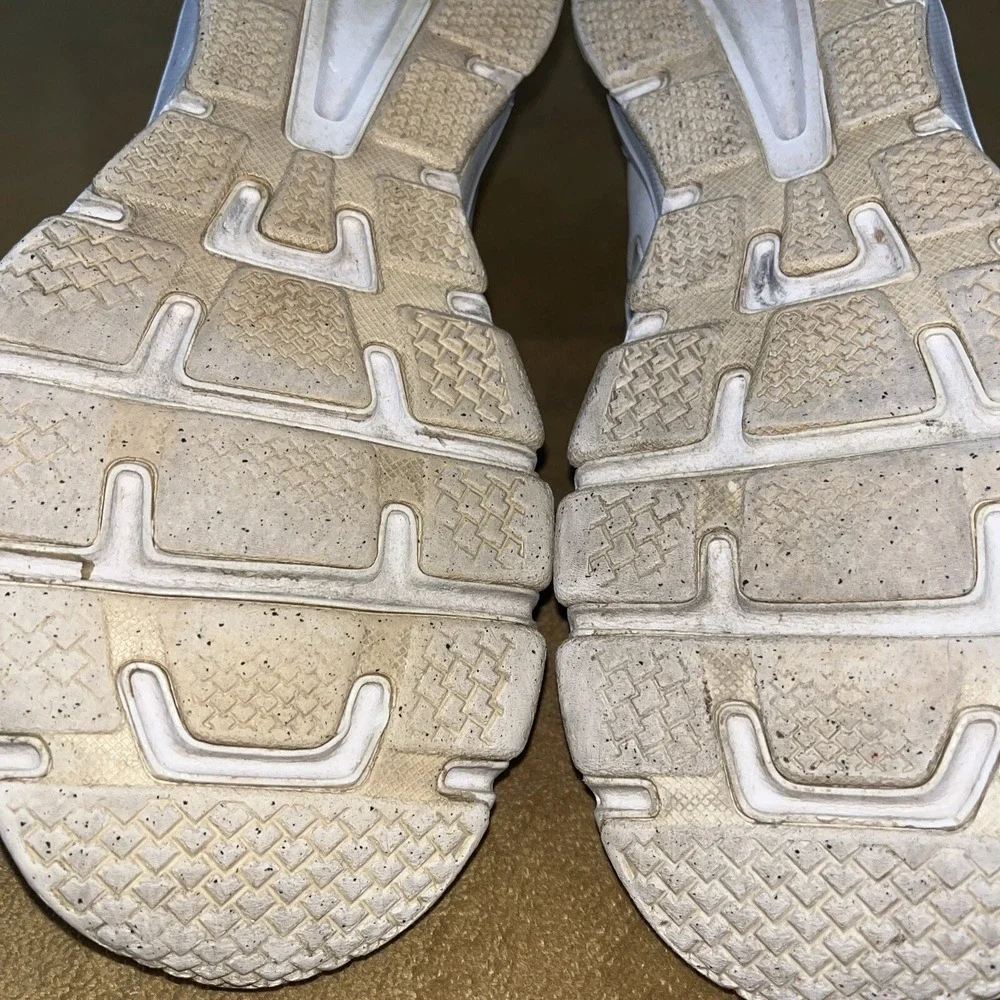 Nike Womens‎ T White Casual Shoes Sneakers Size 8.5 Athletic CrossFit Court Shoe